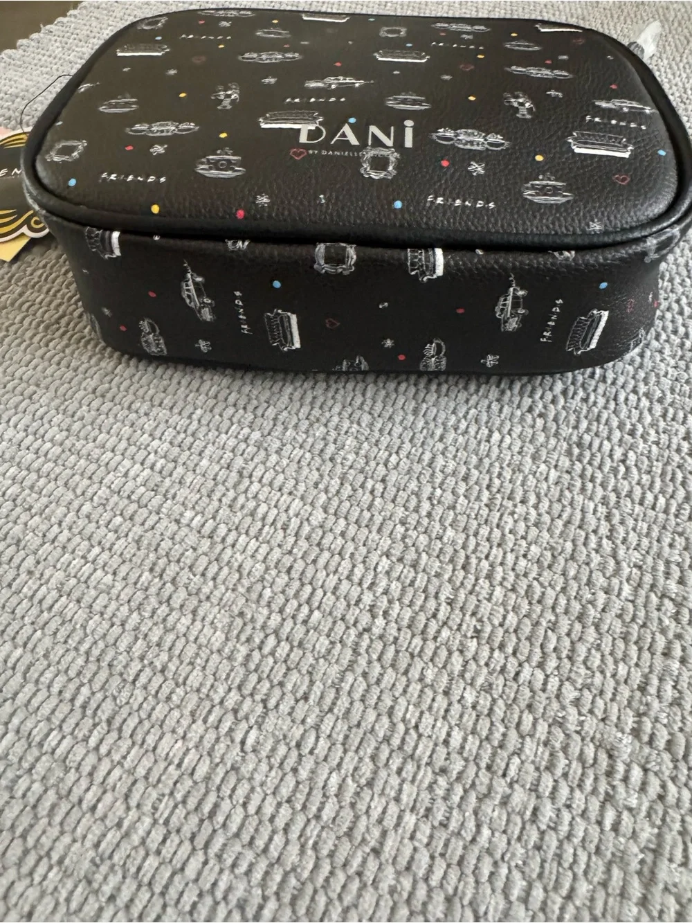 Danielle Nicole Black Central Perk Crossbody Bag - Picture 7 of 7